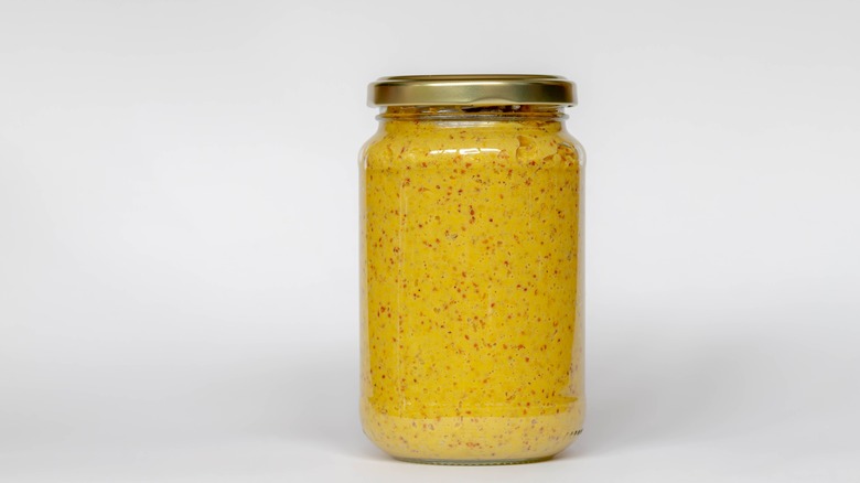 Jar of mustard 