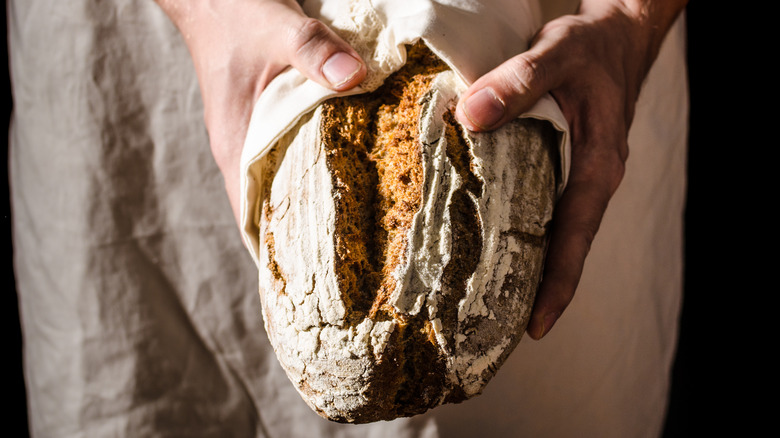 Spelt sourdough bread