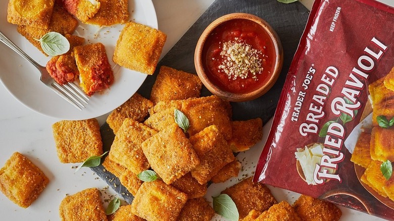 Fried ravioli with marinara dipping sauce