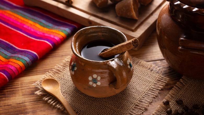 cafe de olla Mexican coffee cinnamon stick