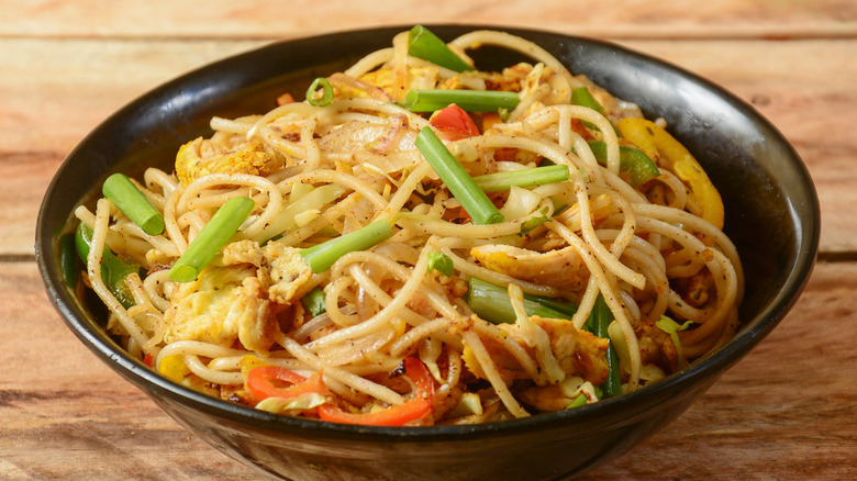 Bowl of chicken chow mein