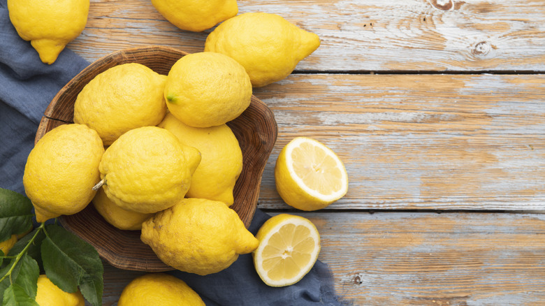 lemons in basket