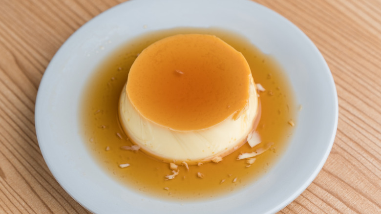 Purin on plate