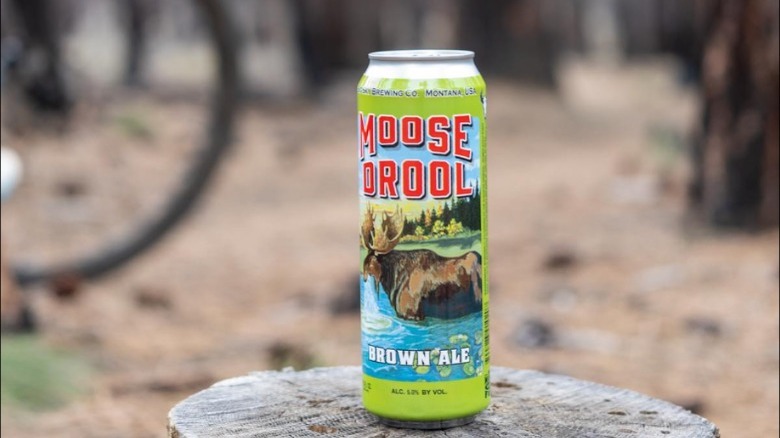 Big Sky Moose Drool beer on stump