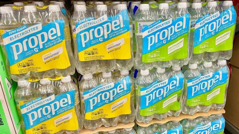 Propel Zero Sugar grocery display