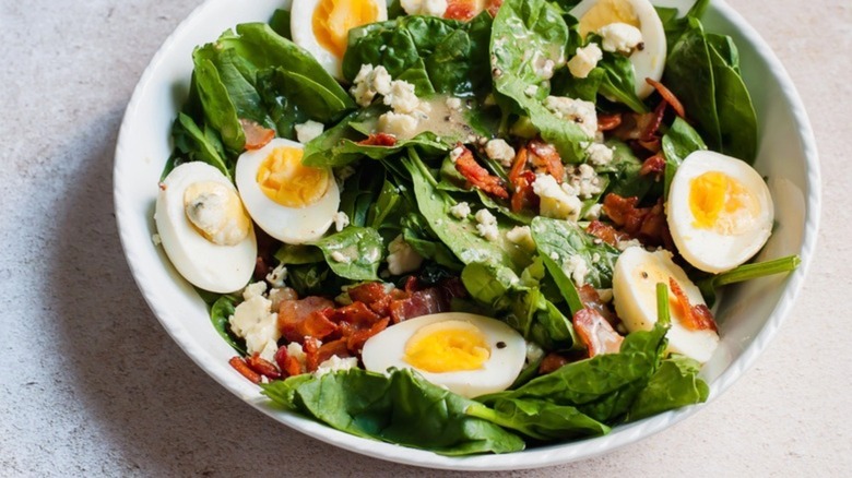 spinach salad with bacon