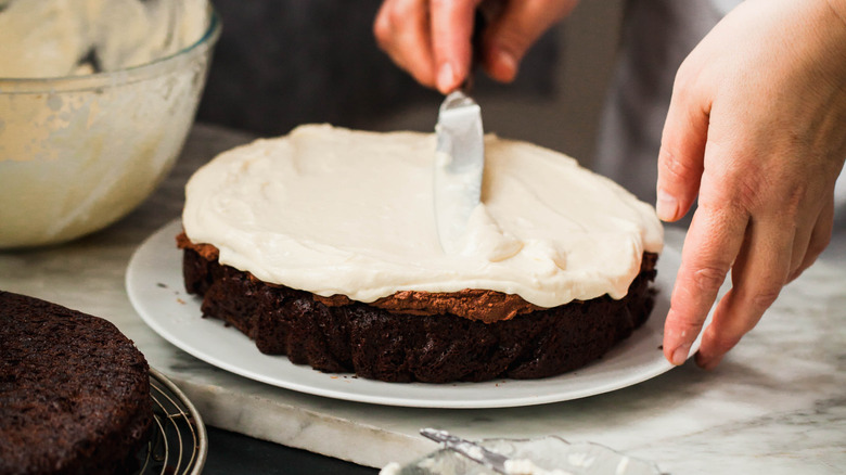 frosting a cake