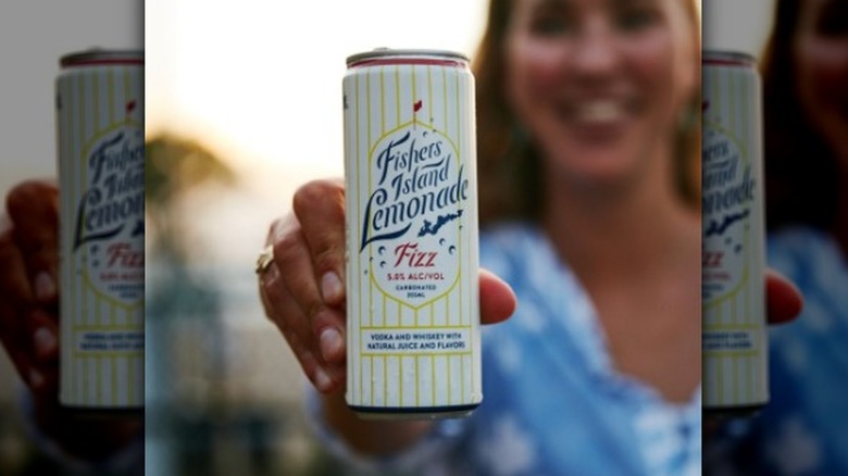 holding Fishers Island Lemonade Fizz can