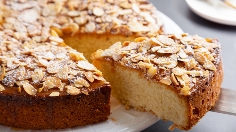 almond cake