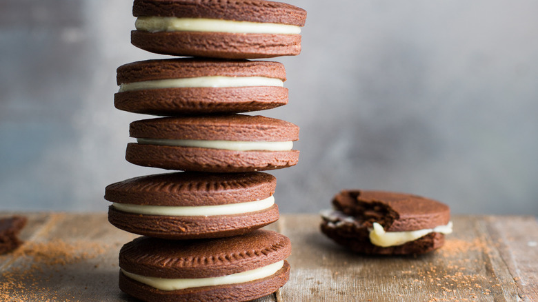 stack of sandwich cookies