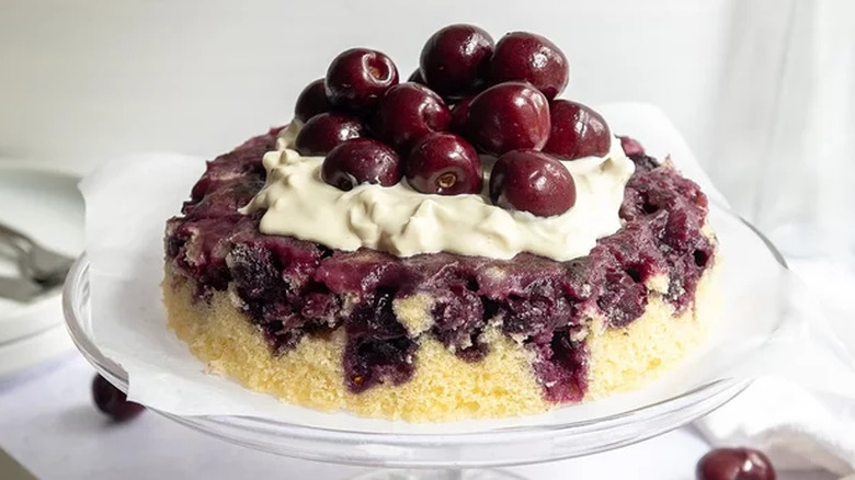 Cherry upside down cake with cream