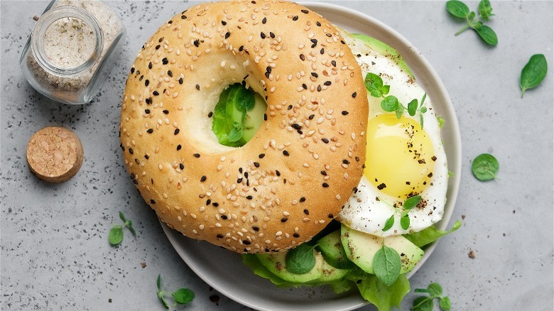 bagel with egg avocado