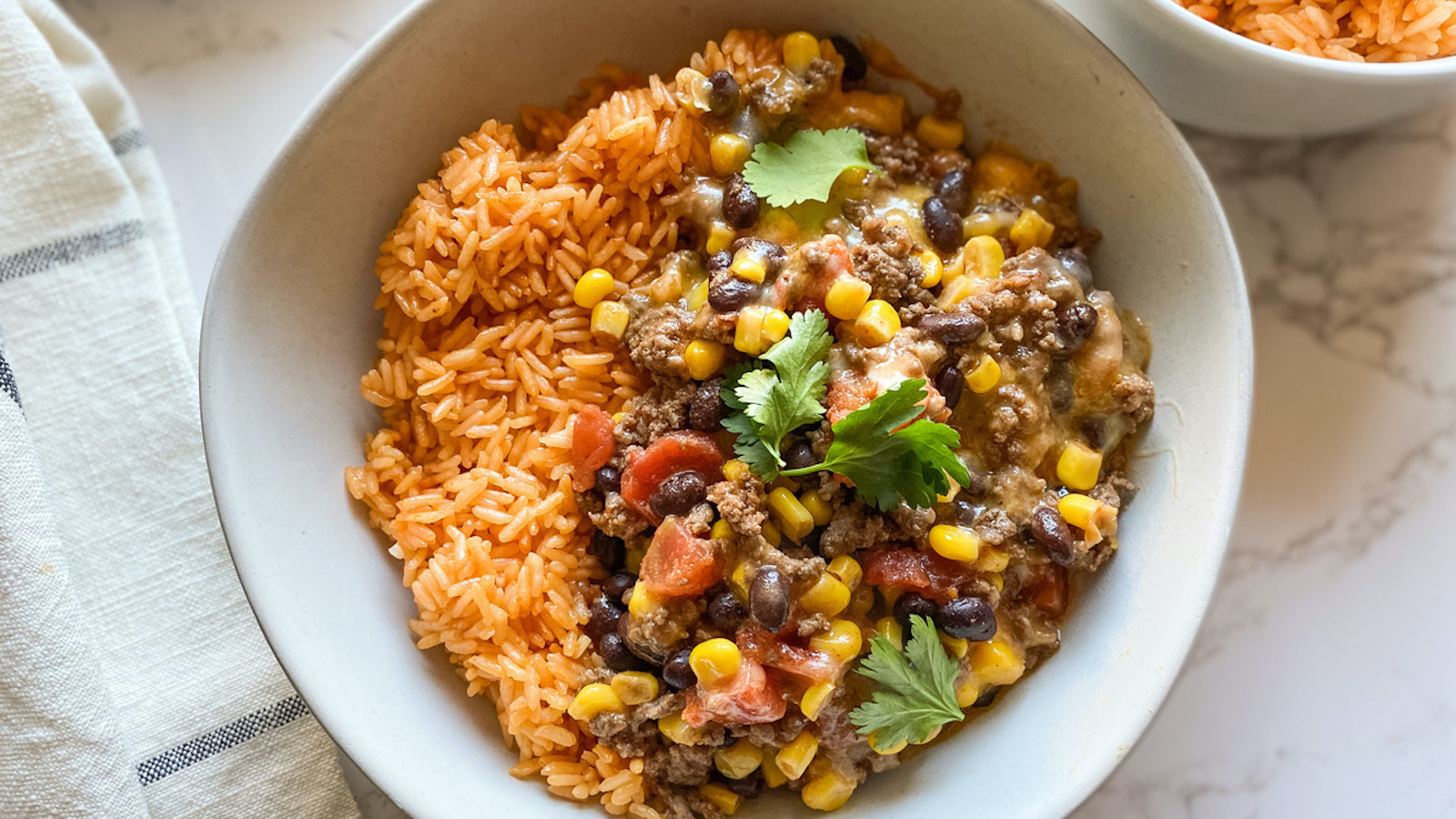 20-Minute Cheesy Taco Skillet Recipe That'll Satisfy Your Craving For ...