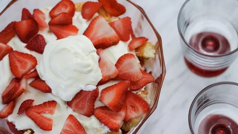 Strawberry Punch Bowl Cake with drinks