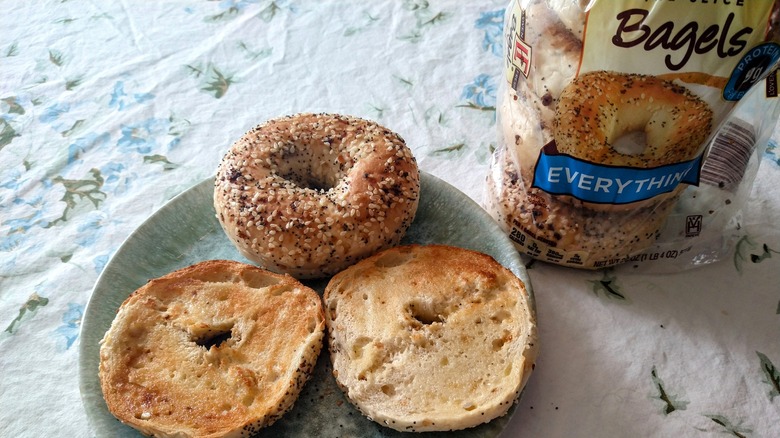 L'oven Fresh Everything Bagels