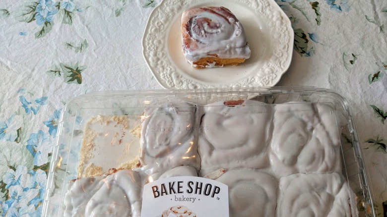 Bake Shop Cinnamon Rolls