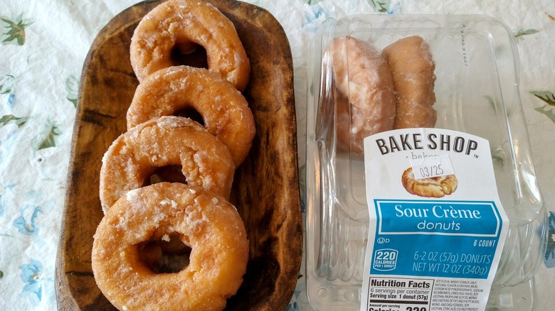 Bake Shop Sour Crème Donuts