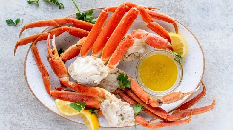 steamed crab legs