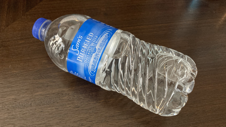 Sam's Choice bottled water