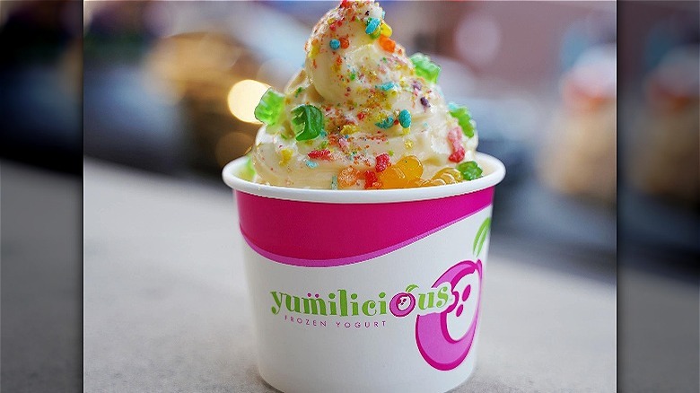 Yumilicious Frozen Yogurt cup