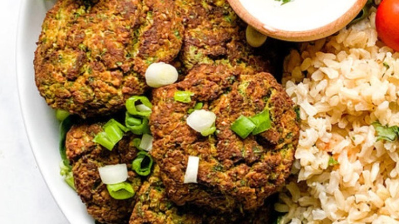 falafel patties with rice