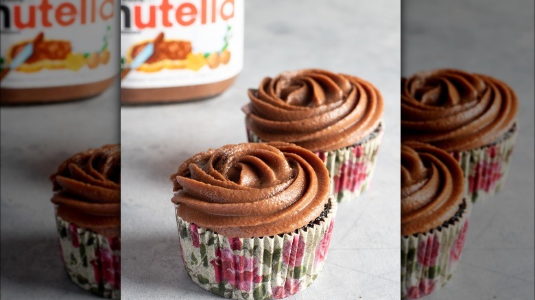 Nutella jar and Nutella cupcake 