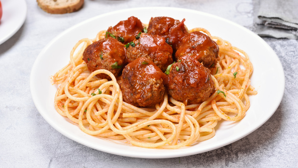 Spaghetti and meatballs