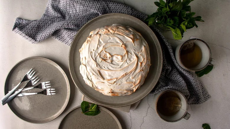 Easy Mint Baked Alaska