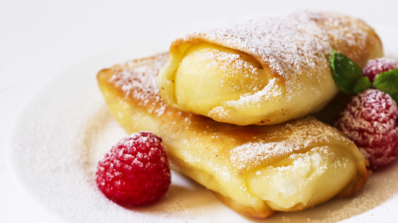 Nalesniki and cheese blintzes