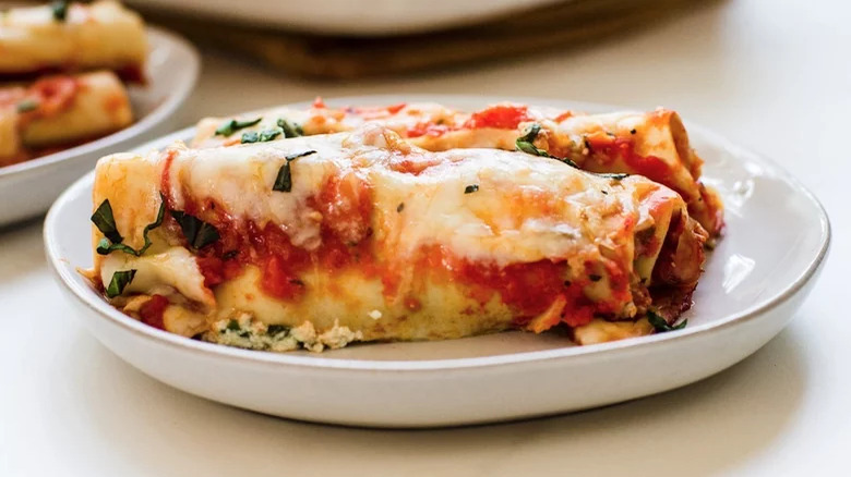 plate with Cheesy Spinach Cannelloni 