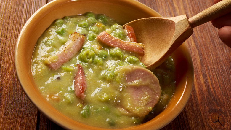 Pea soup with kielbasa