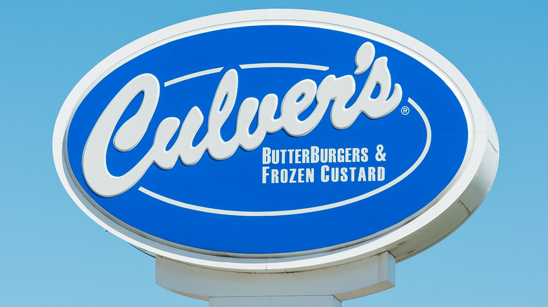 Culver's restaurant logo