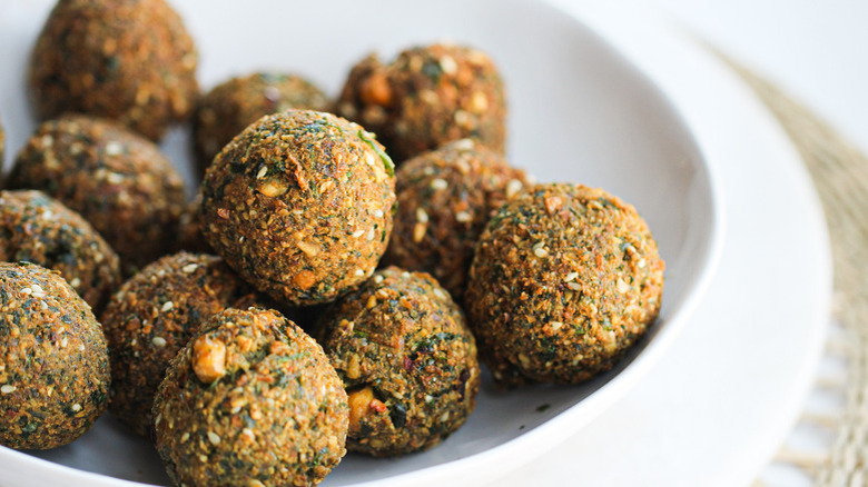 chickpea falafels in bowl