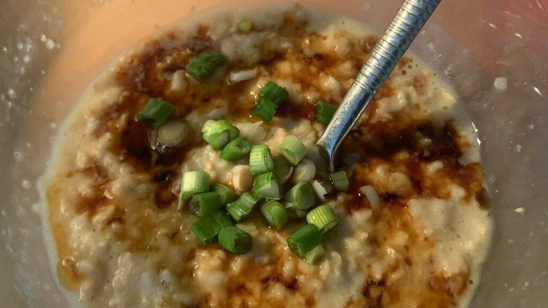 Oatmeal with soy sauce