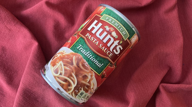 Hunt's Traditional canned sauce