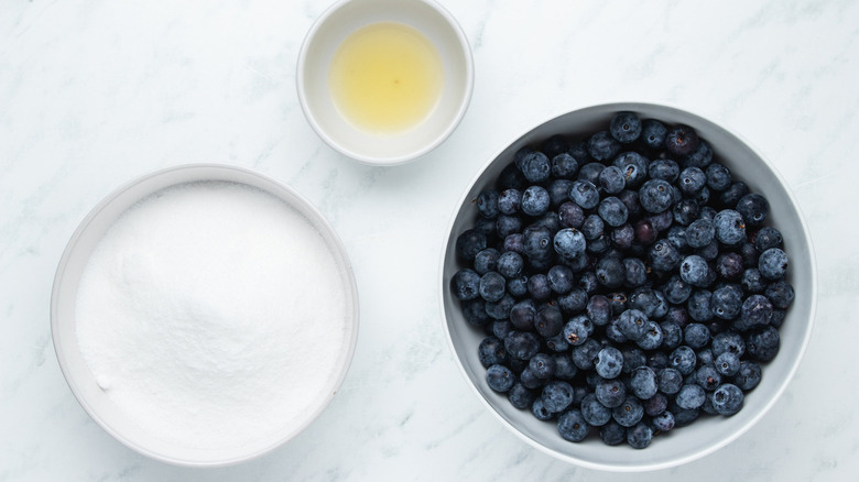 blueberries sugar and lemon juice