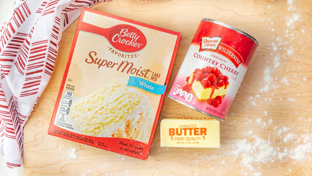 ingredients for 3-ingredient cherry cobbler 