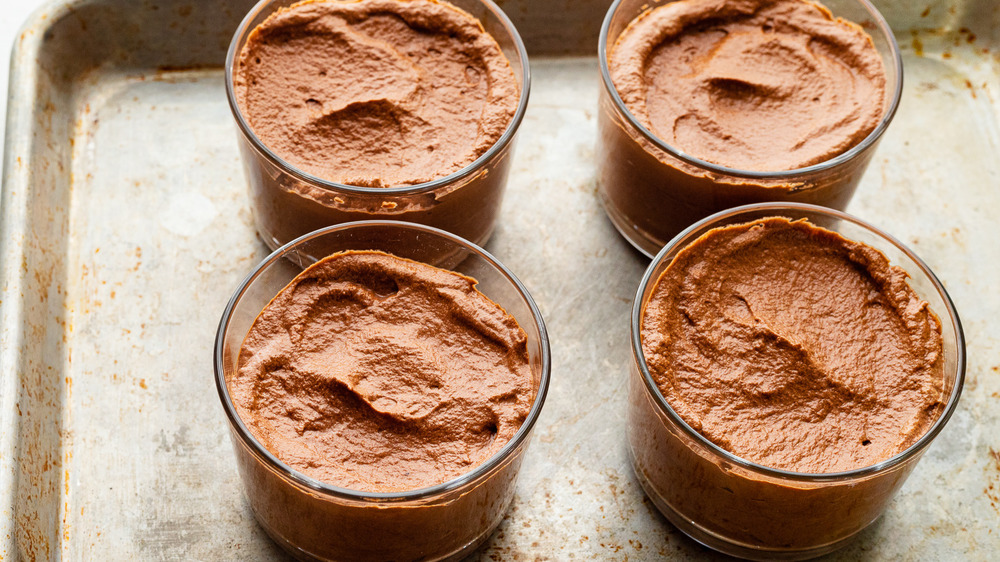 3-ingredient chocolate mousse recipe in cups