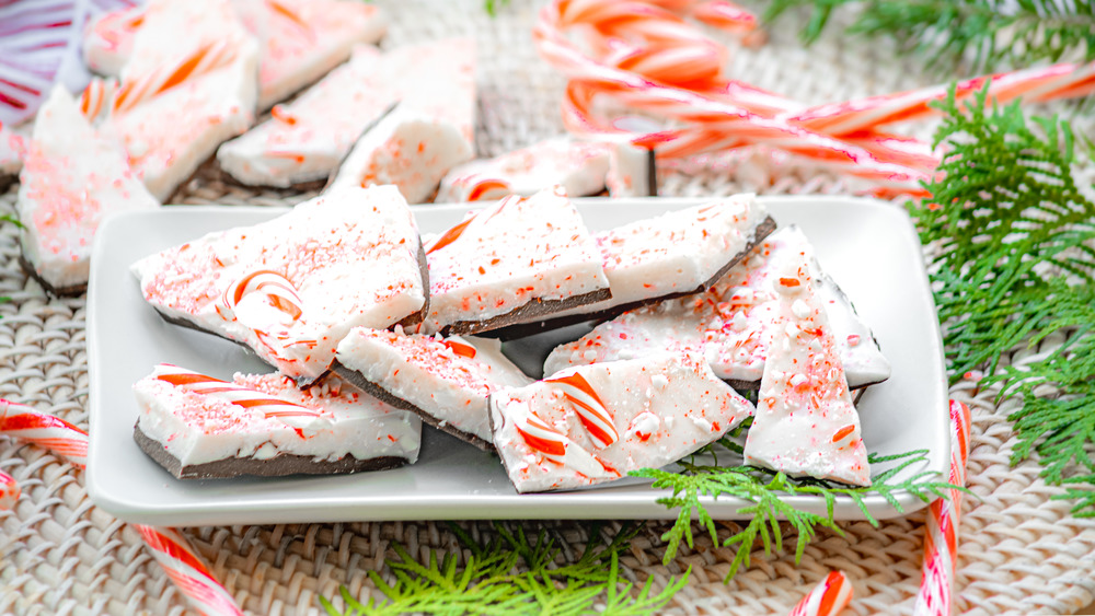 3-ingredient peppermint bark