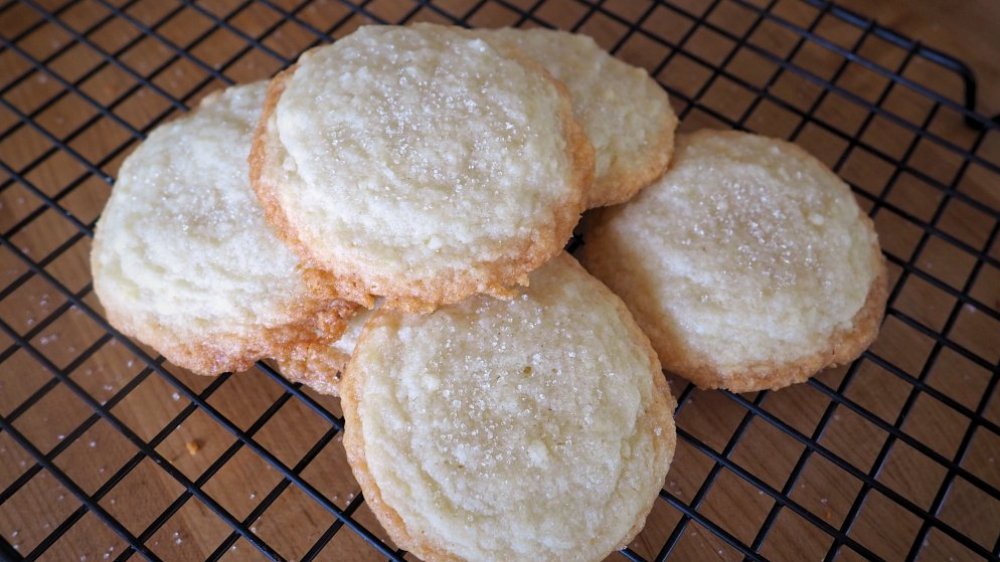 The best 3-ingredient sugar cookie recipe