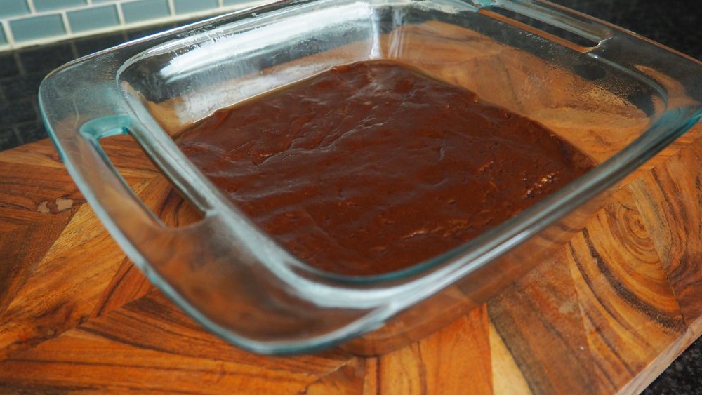 baking 3-ingredient Nutella brownies