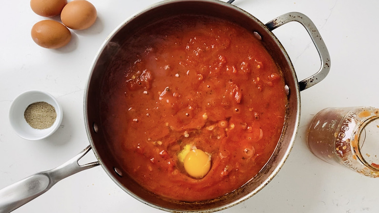 raw egg in pasta sauce