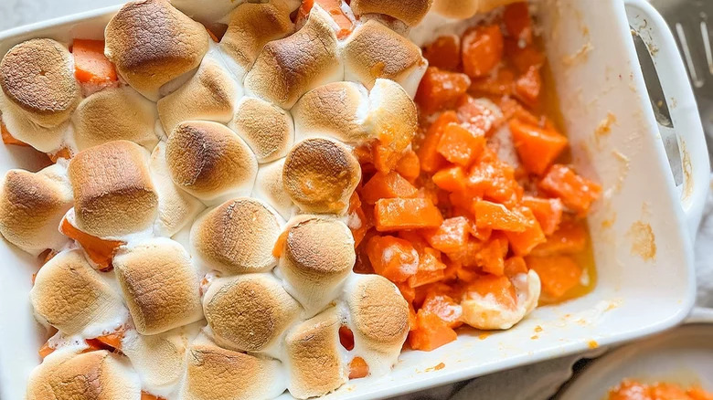 Sweet Candied Yams With Marshmallows