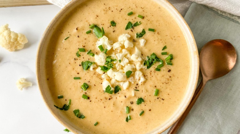 Roasted Cauliflower Soup