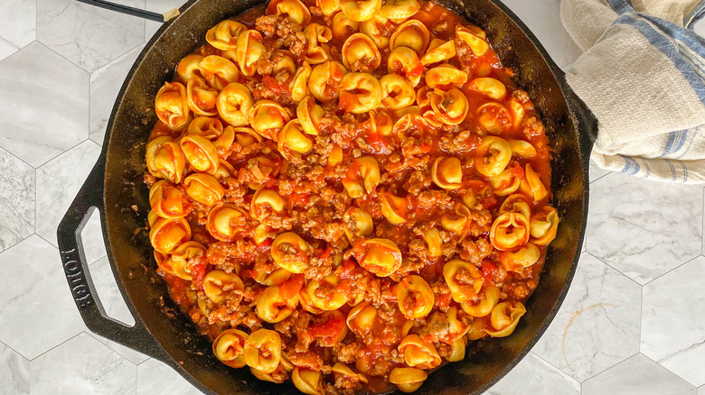 tortellini in meat sauce