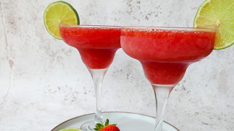 frozen strawberry daiquiris with lime