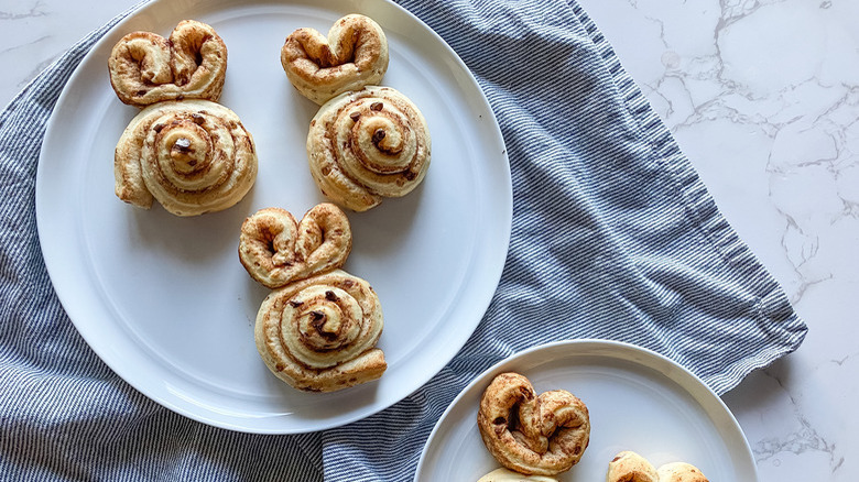 Bunny Cinnamon Rolls