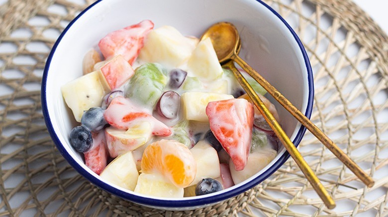 yogurt fruit salad in bowl