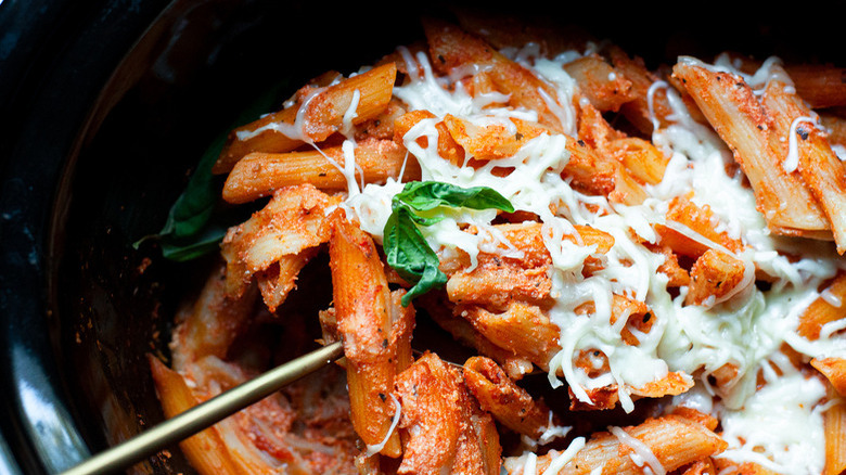 penne with cheese, tomato sauce