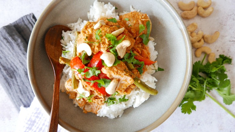 Coconut curry cashew chicken